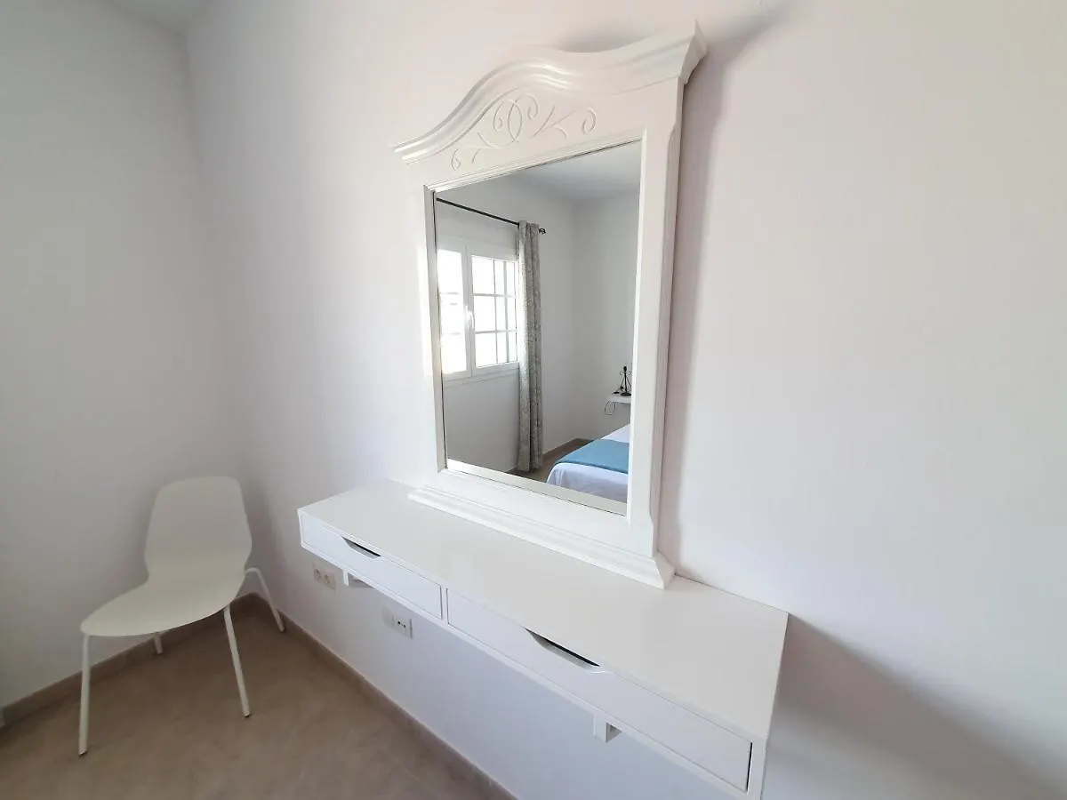 Apartamentos Graciosamar Caleta de Sebo 0*,  Spain